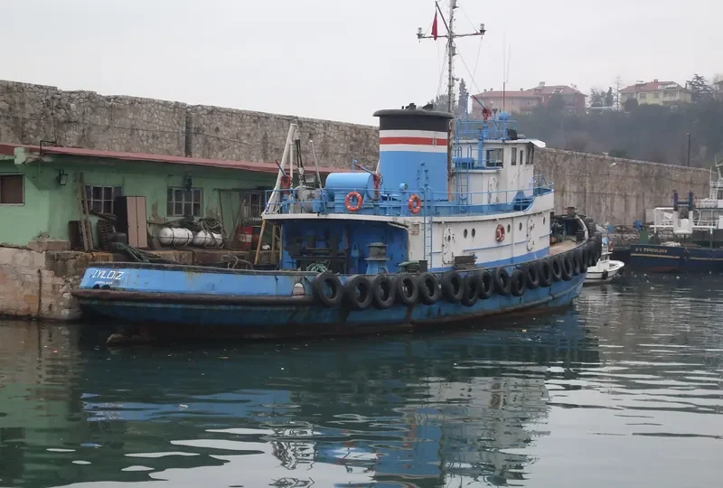 I YILDIZ Tug Boat IMO 7946564 photo 3