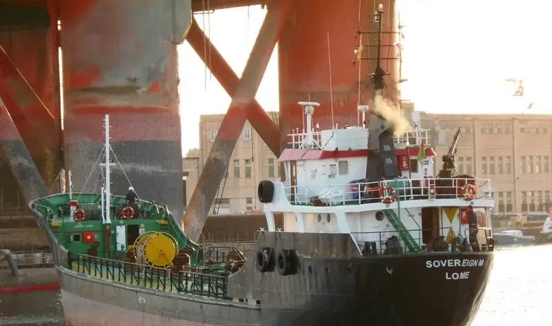 SOVEREIGN M Tanker IMO 7946992 photo 4