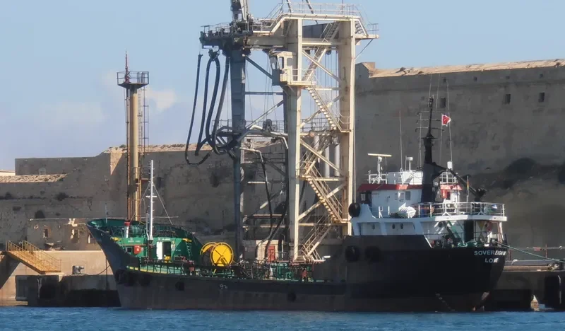 SOVEREIGN M Tanker IMO 7946992 photo 5