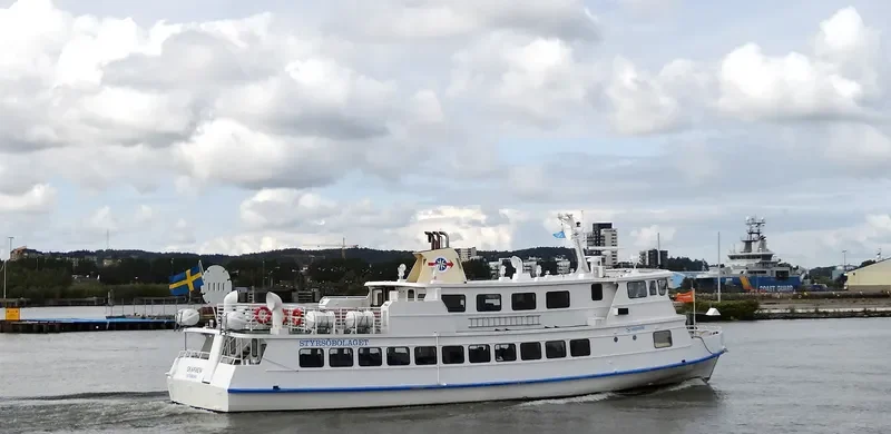 SKARVEN Passenger Ship IMO 7947192 photo 2