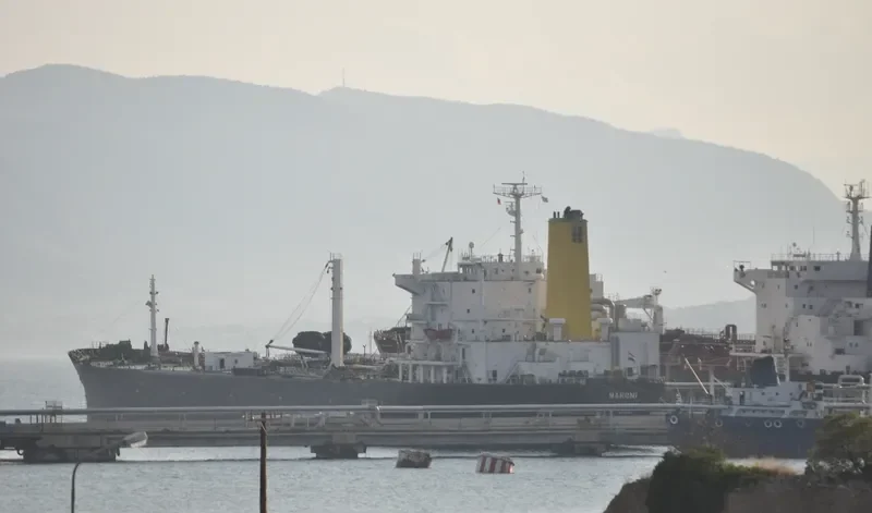 MARONI Tanker IMO 8002078 photo 10