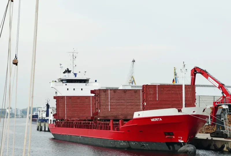 MERITA Container Ship IMO 8422034 photo 4