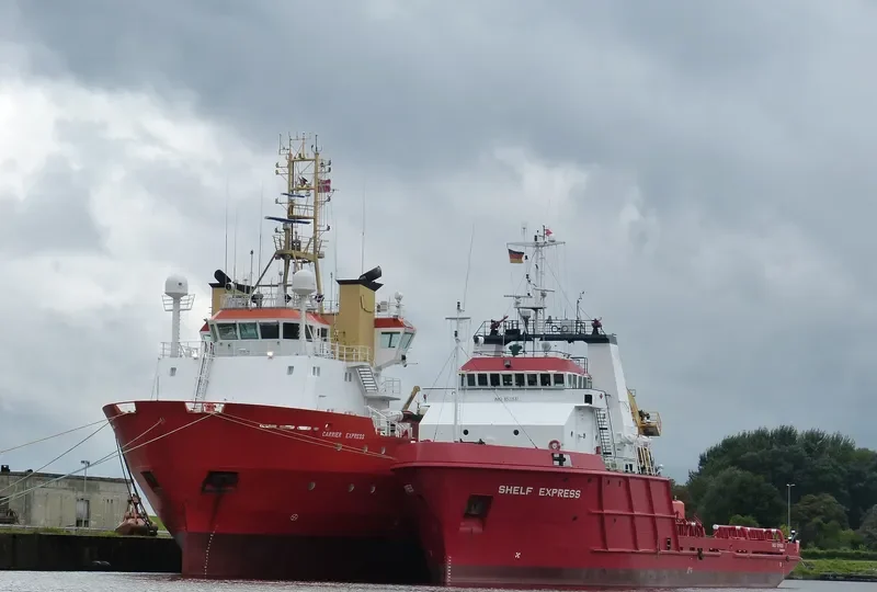 SHELF EXPRESS Offshore Vessel IMO 8521531 photo 2