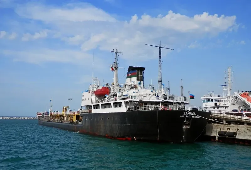 SHAMAKHY Tanker IMO 8725668 photo 9