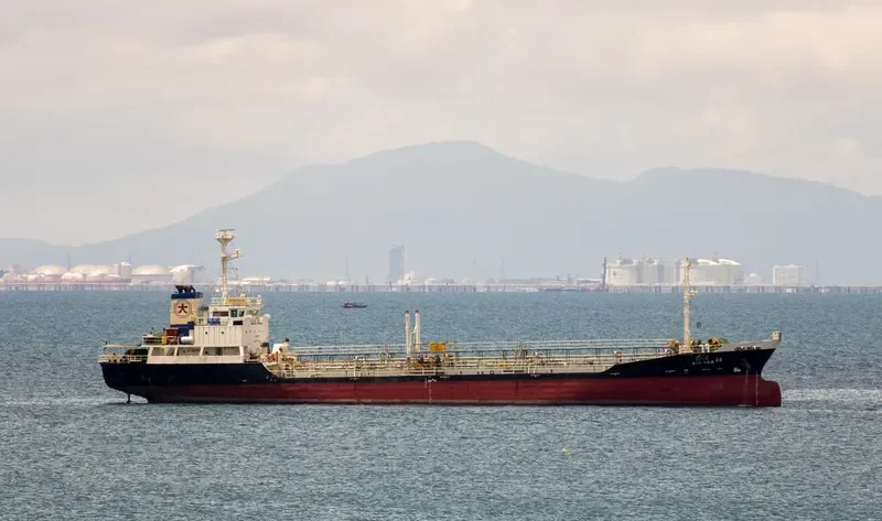 BIG SEA 14 Tanker IMO 9016703 photo 6