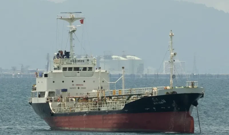 BIG SEA 14 Tanker IMO 9016703 photo 7