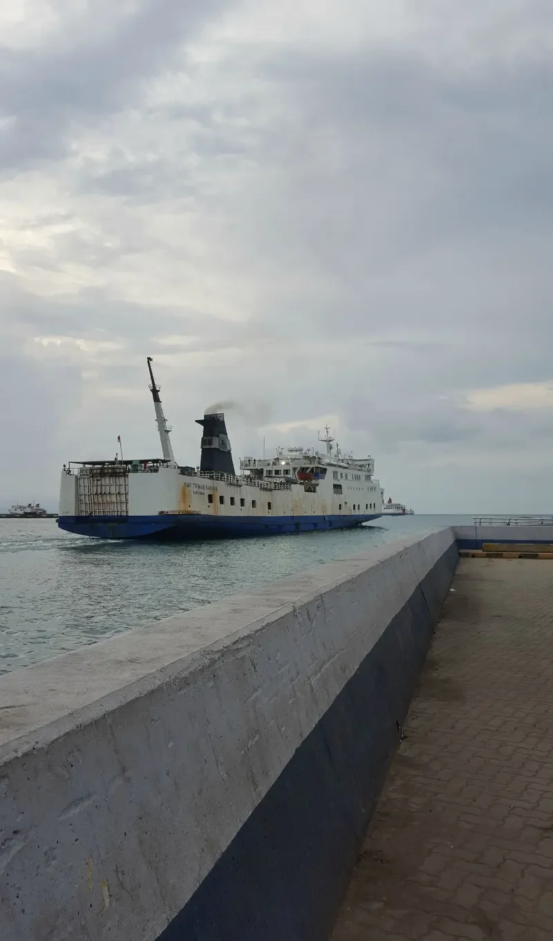 TRIMAS KANAYA Ro-Ro IMO 9016715 photo 2