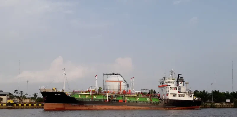 GAS ALIA General Cargo IMO 9017135 photo 9