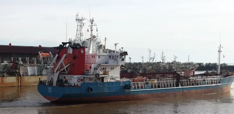 NANY Tanker IMO 9018115 photo 8