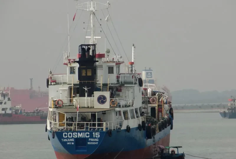 COSMIC 15 Tanker IMO 9020247 photo 2