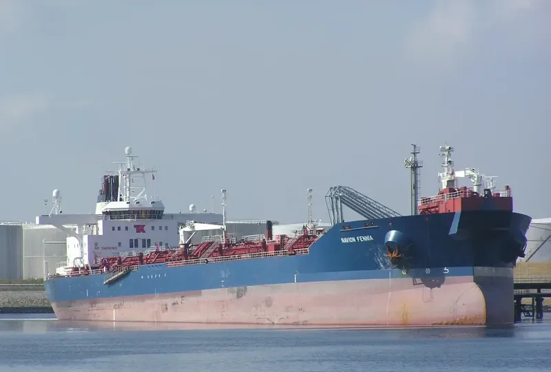 AVION Tanker IMO 9020687 photo 6