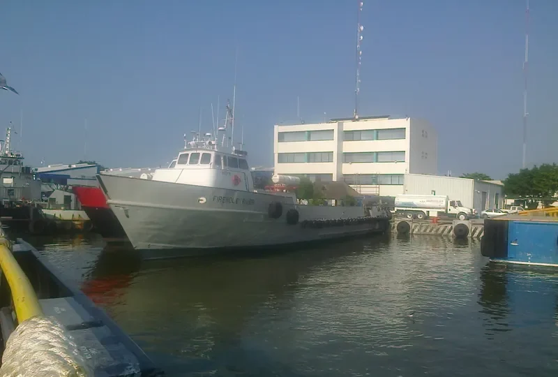 FIREHOLE RIVER Offshore Vessel IMO 9026136 photo 2
