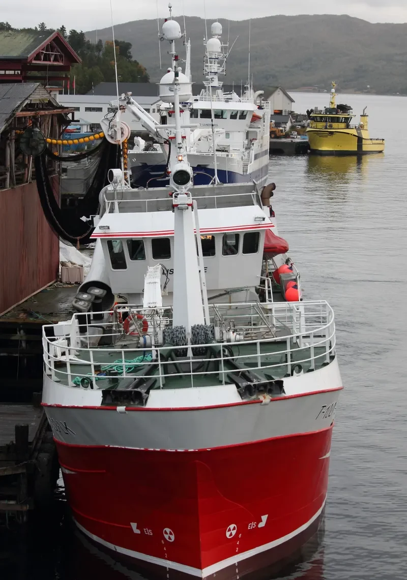 LISE BEATE General Cargo IMO 9029047 photo 3