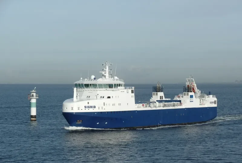 SIGRID Ro-Ro IMO 9030369 photo 2