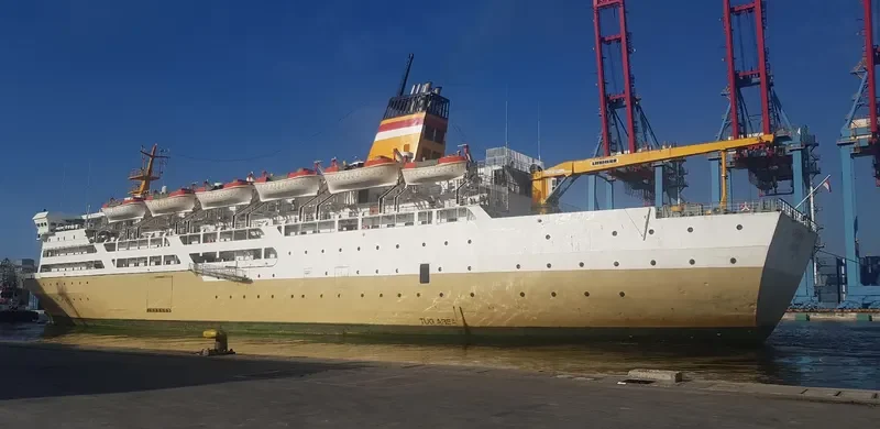 CIREMAI Passenger Ship IMO 9032135 photo 4
