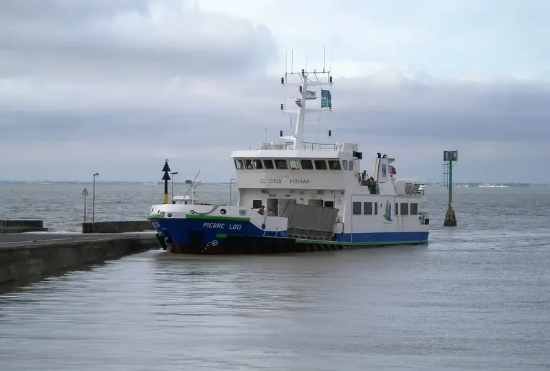 PIERRE LOTI Passenger Ship IMO 9032575