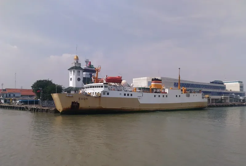 KM.EGON Ro-Ro IMO 9032719 photo 5
