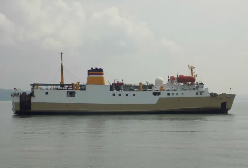 KM.EGON Ro-Ro IMO 9032719 photo 6