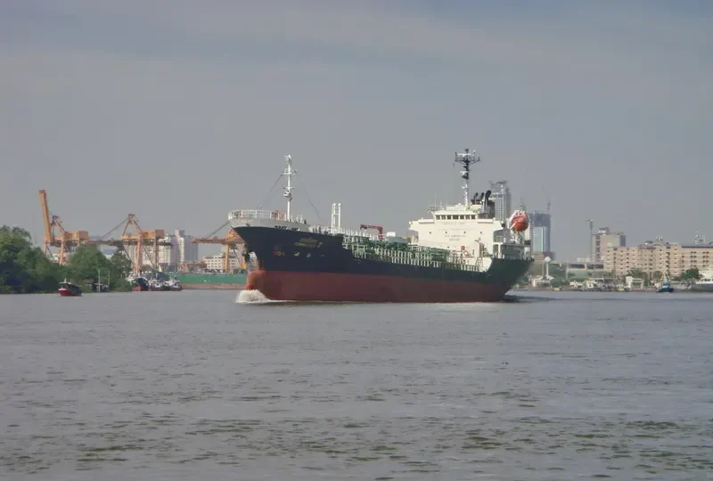 PORNNUTCHA 2 Tanker IMO 9033517