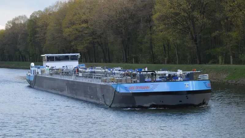 RIJMOS Tanker IMO 9034107 photo 9