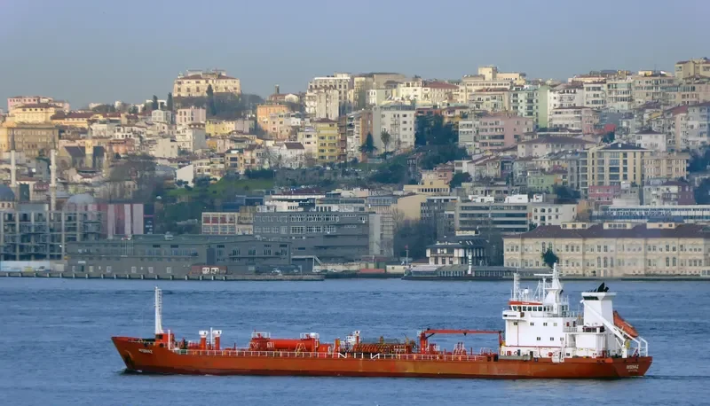 AYSENAZ Tanker IMO 9034743 photo 5