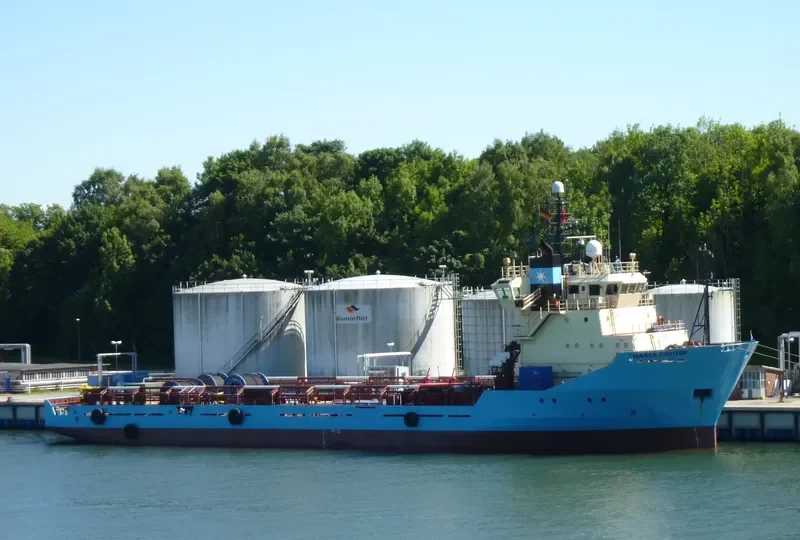 KARADENIZ POWERSHIP METIN BEY Offshore Vessel IMO 9034779 photo 4