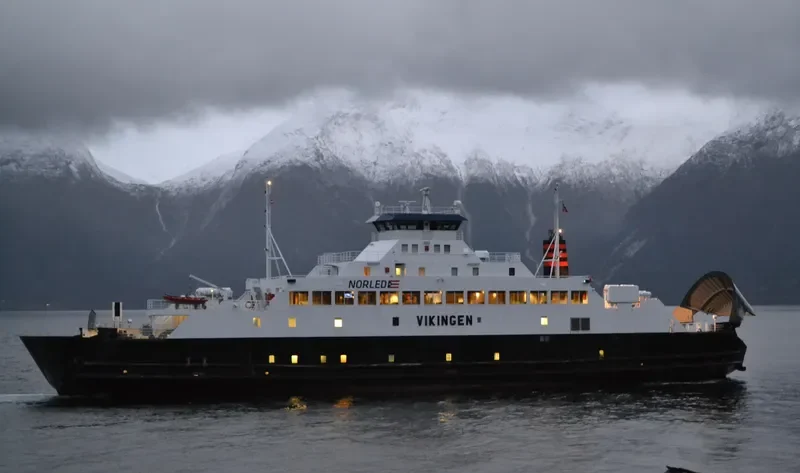 VIKINGEN Ro-Ro IMO 9036038 photo 9