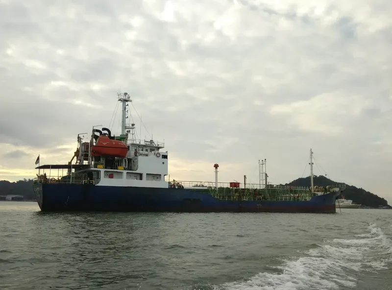 SOECHI PRESTASI Tanker IMO 9036739 photo 3