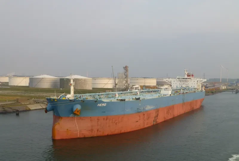 HERO Tanker IMO 9038892 photo 2