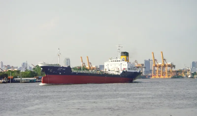 RUI DE Tanker IMO 9040522 photo 7