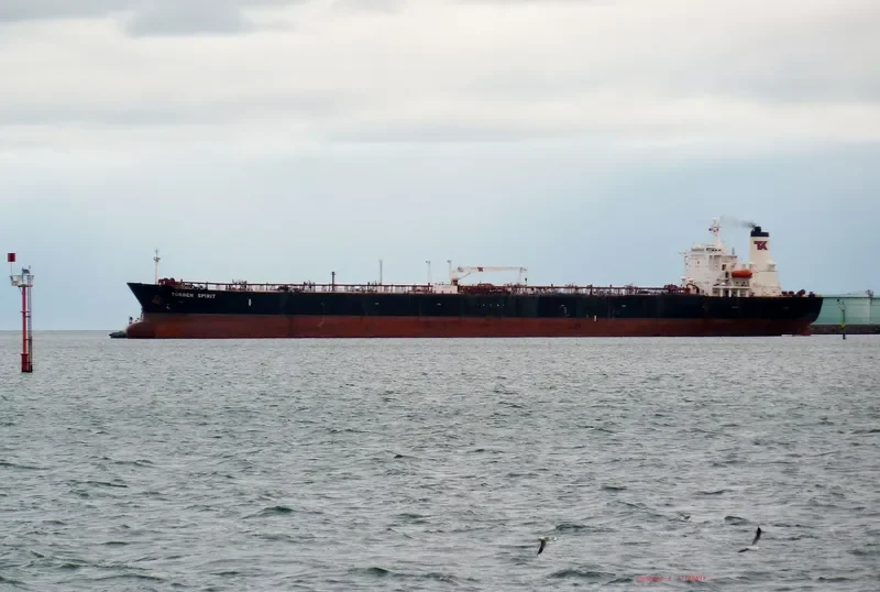 PIRI Tanker IMO 9041746 photo 5
