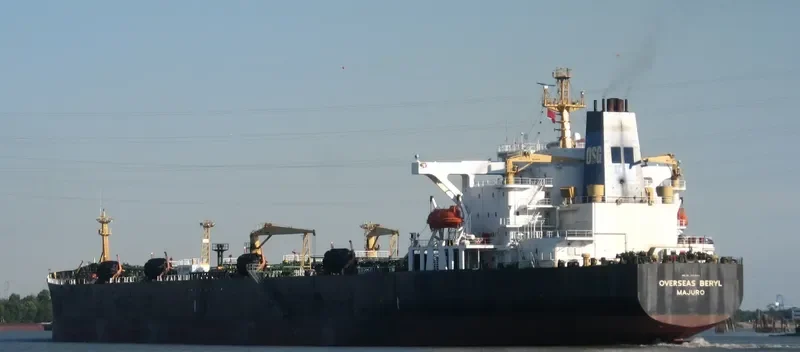 OVERSEAS BERYL Tanker IMO 9043043 photo 3