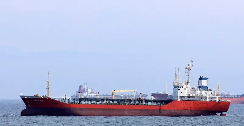 SEARICH Tanker IMO 9044085 photo 3