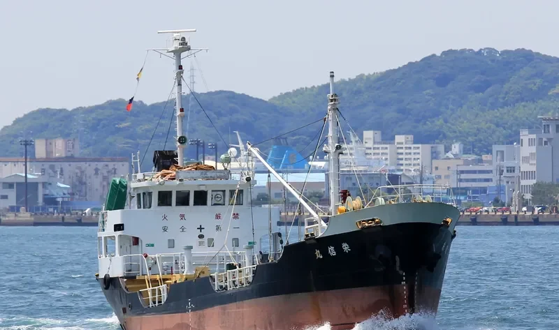 EISHIN MARU Tanker IMO 9046681 photo 4