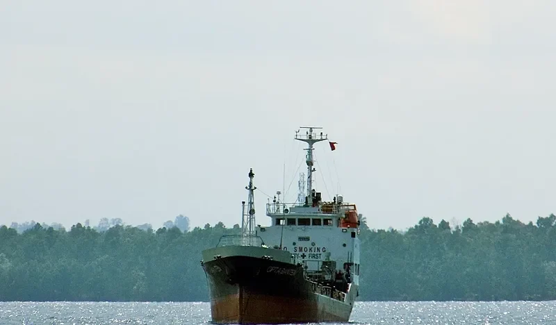 FERIMAS SEJAHTERA Tanker IMO 9046849 photo 3