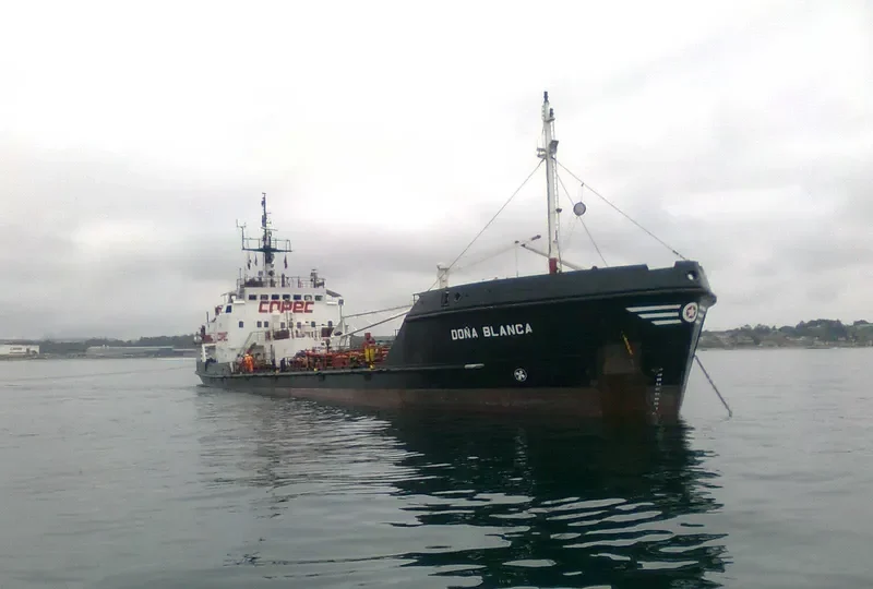 DONA BLANCA Tanker IMO 9047477 photo 2