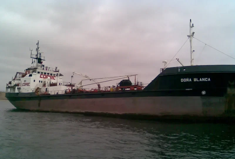 DONA BLANCA Tanker IMO 9047477 photo 5