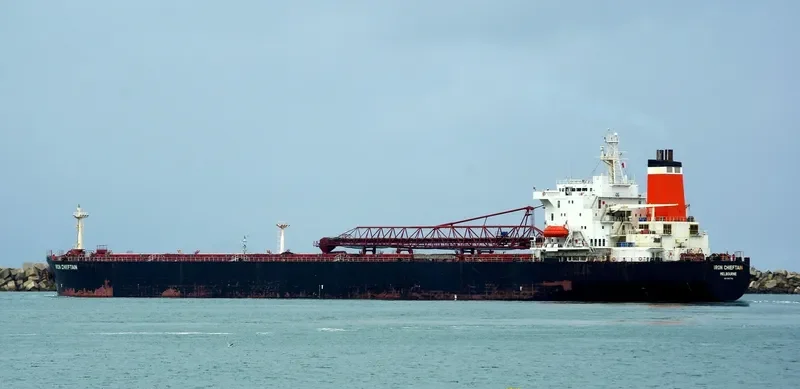 IRON CHIEFTAIN Bulk Carrier IMO 9047740 photo 5