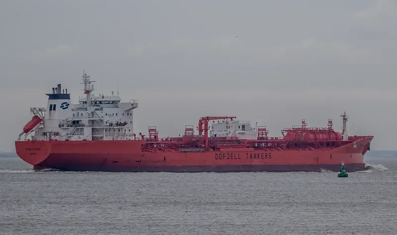 BOW FAGUS Tanker IMO 9047764 photo 2