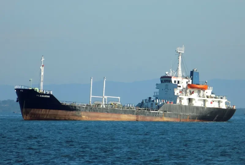 KAHAYAN Tanker IMO 9051337 photo 8