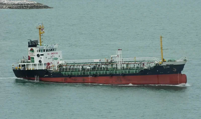 K.V.88 Tanker IMO 9054901 photo 6
