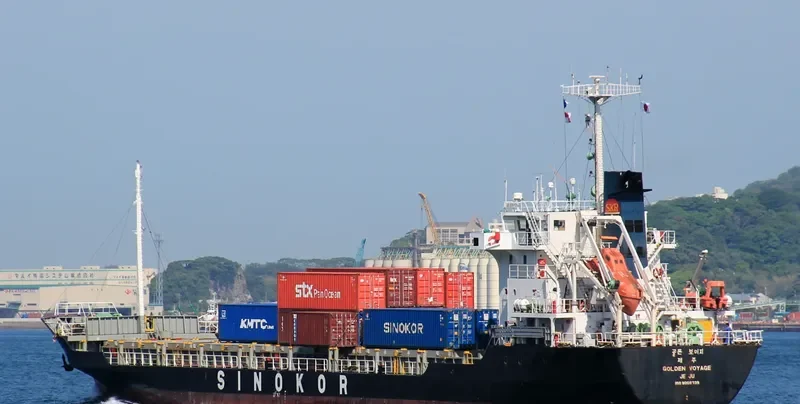 OCEAN TRADER Container Ship IMO 9056739 photo 7