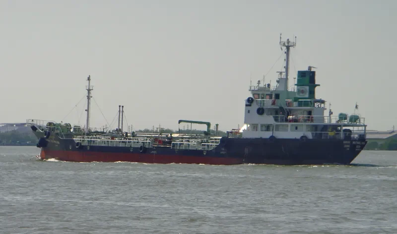 KANOK MUTHALONG Tanker IMO 9057836 photo 10