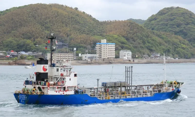 EIWA MARU NO.8 Tanker IMO 9058139 photo 5