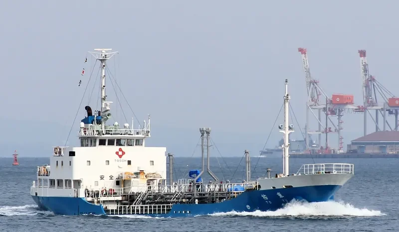TOSHINMARU Tanker IMO 9062398 photo 4