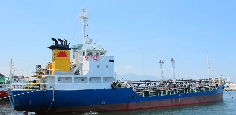 SHOWA MARU Tanker IMO 9063574 photo 5