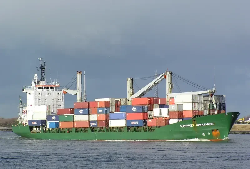 MARIA RICKMERS Container Ship IMO 9063976 photo 2