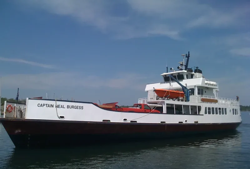CAPTAIN NEAL BURGESS Ro-Ro IMO 9065235 photo 3