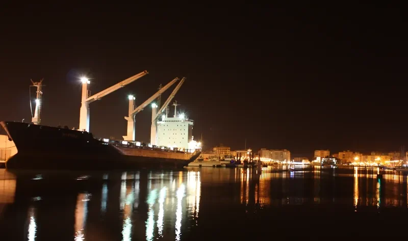 GLORY 2 Container Ship IMO 9070008 photo 8