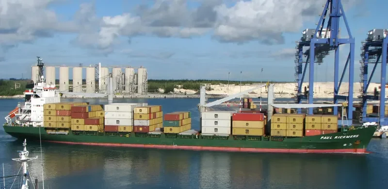 MTT KINABALU Container Ship IMO 9070852 photo 9